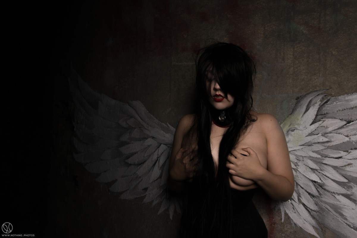 fallen-7398_3